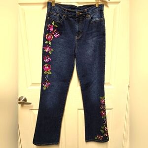 DG2 Floral Embroidered Blue Jeans Sz 6